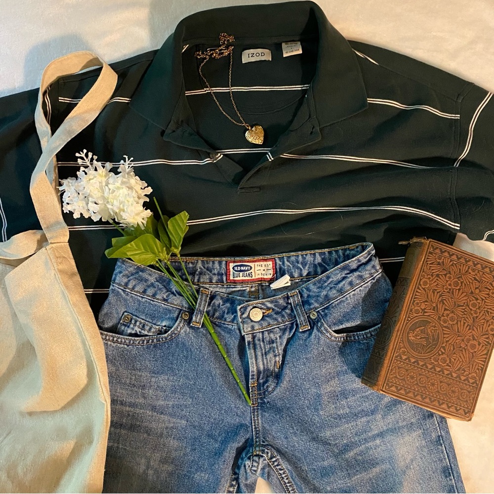 Cropped dark green striped tee